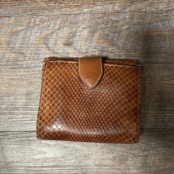 Vintage Salvatore Ferragamo python wallet - Picture 8 of 8